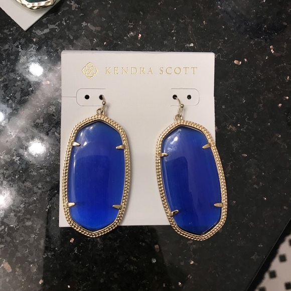 Kendra Scott Jewelry - Kendra Scott Danielle Earrings blue gold Kendra Scott Jewelry - Kendra Scott Danielle Earrings blue gold